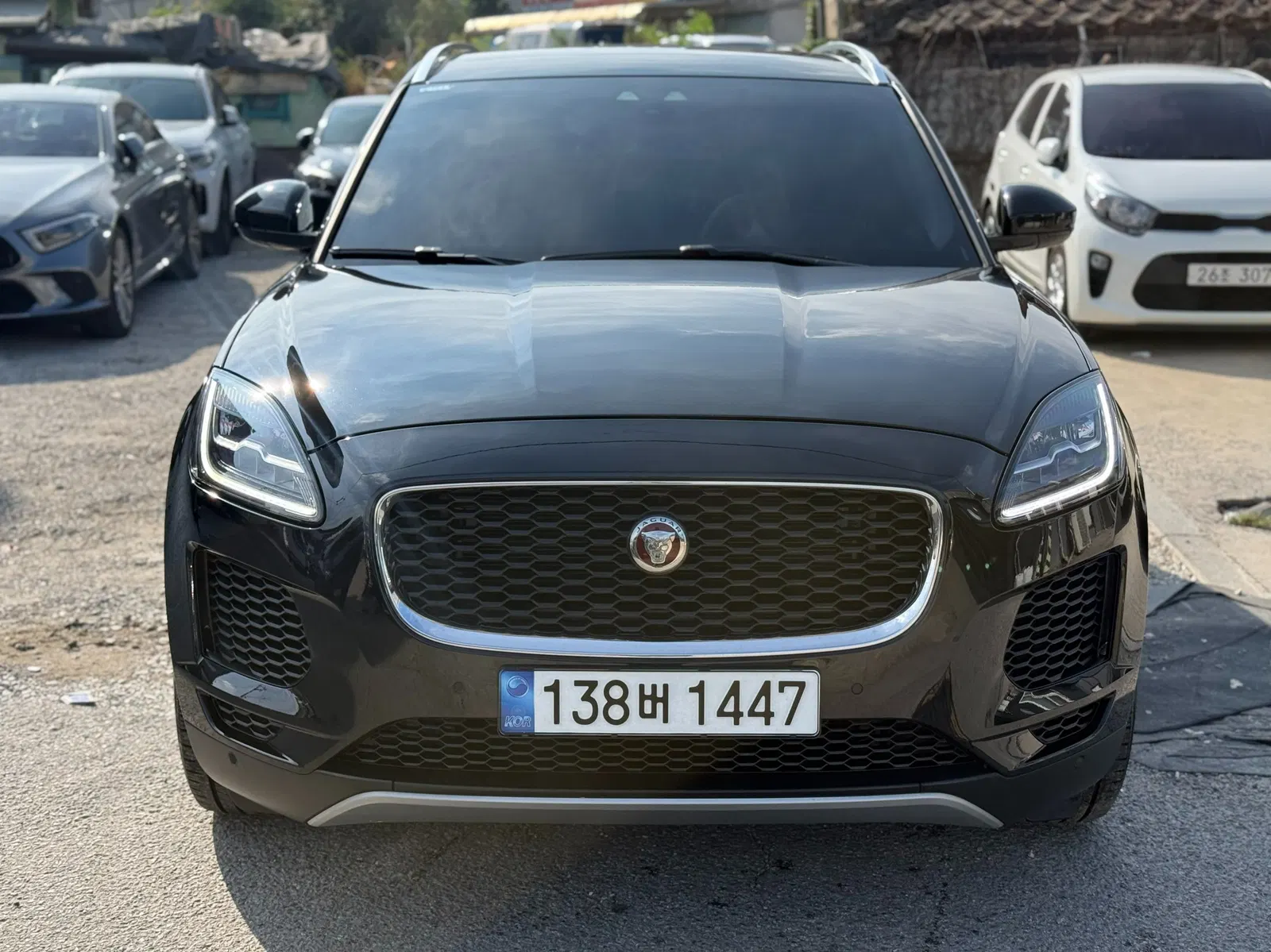 Jaguar E-PACE D180 SE 2019 — photo 1 sur 25