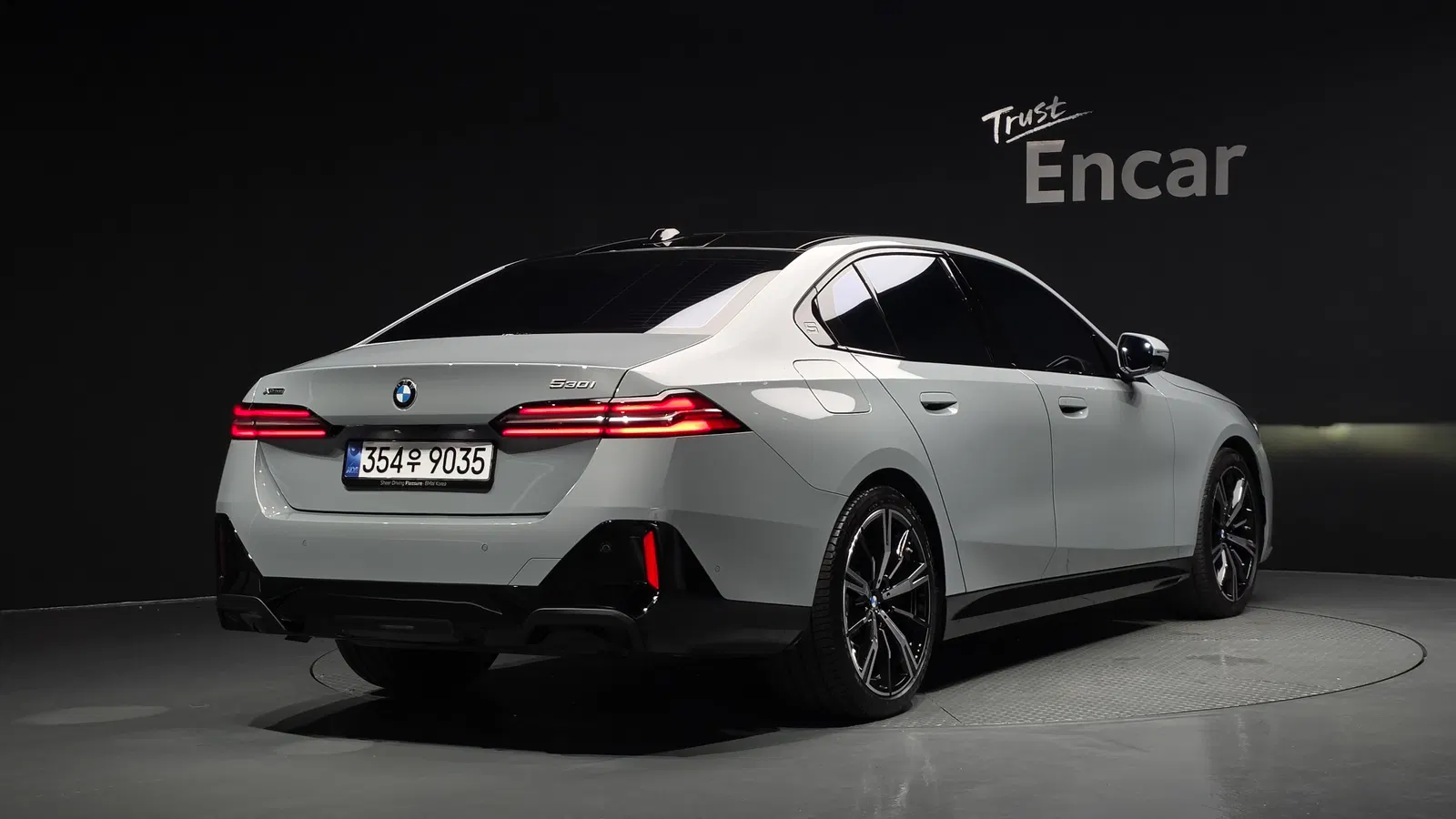 BMW Série 5 (G60) 530i xDrive M Sport 2026 — photo 1 sur 42