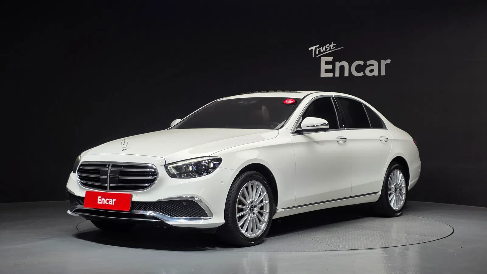 Mercedes-Benz Classe E E220d 4MATIC Exclusive (W213) 2021 — photo 1 sur 34