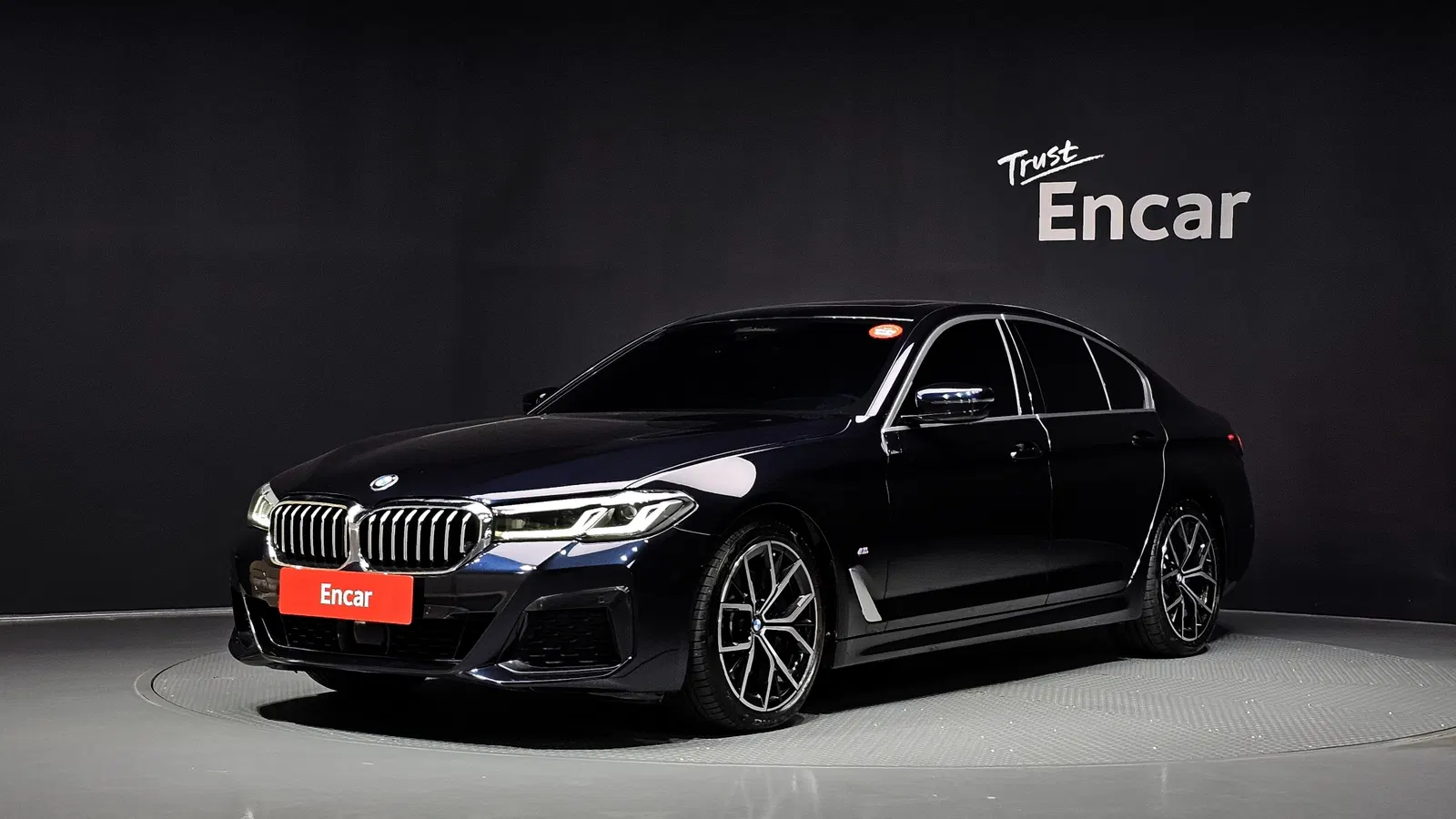 BMW Série 5 (G30) 530i M Sport 2022 — photo 1 sur 34