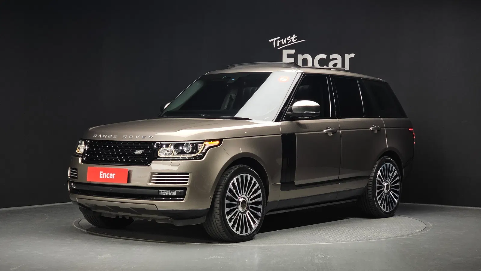 Land Rover Range Rover 4e génération 5.0 SC AB 2016 — photo 1 sur 20