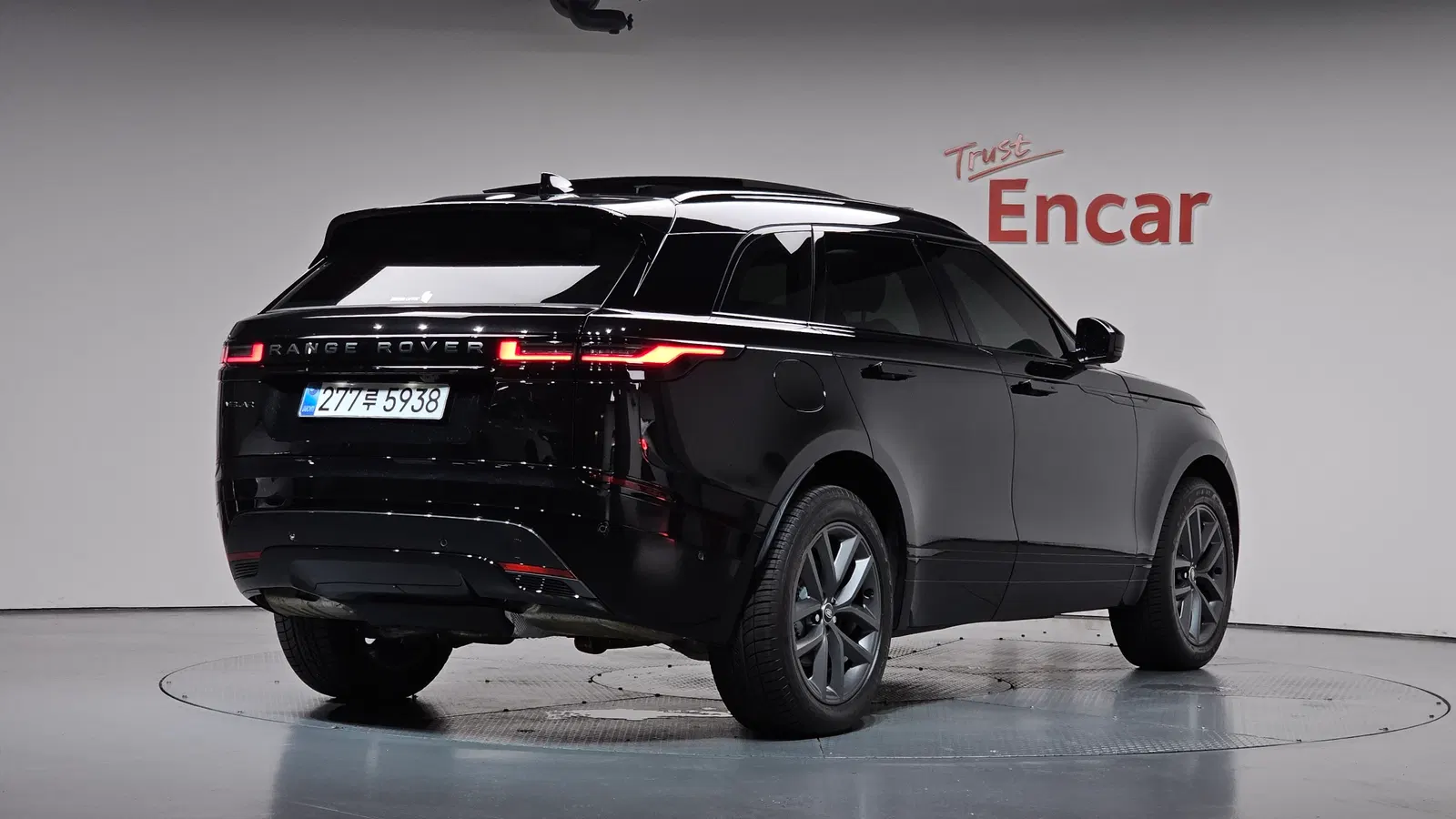 Land Rover Range Rover Velar 2.0 P250 Dynamic SE 2026 — photo 1 sur 39