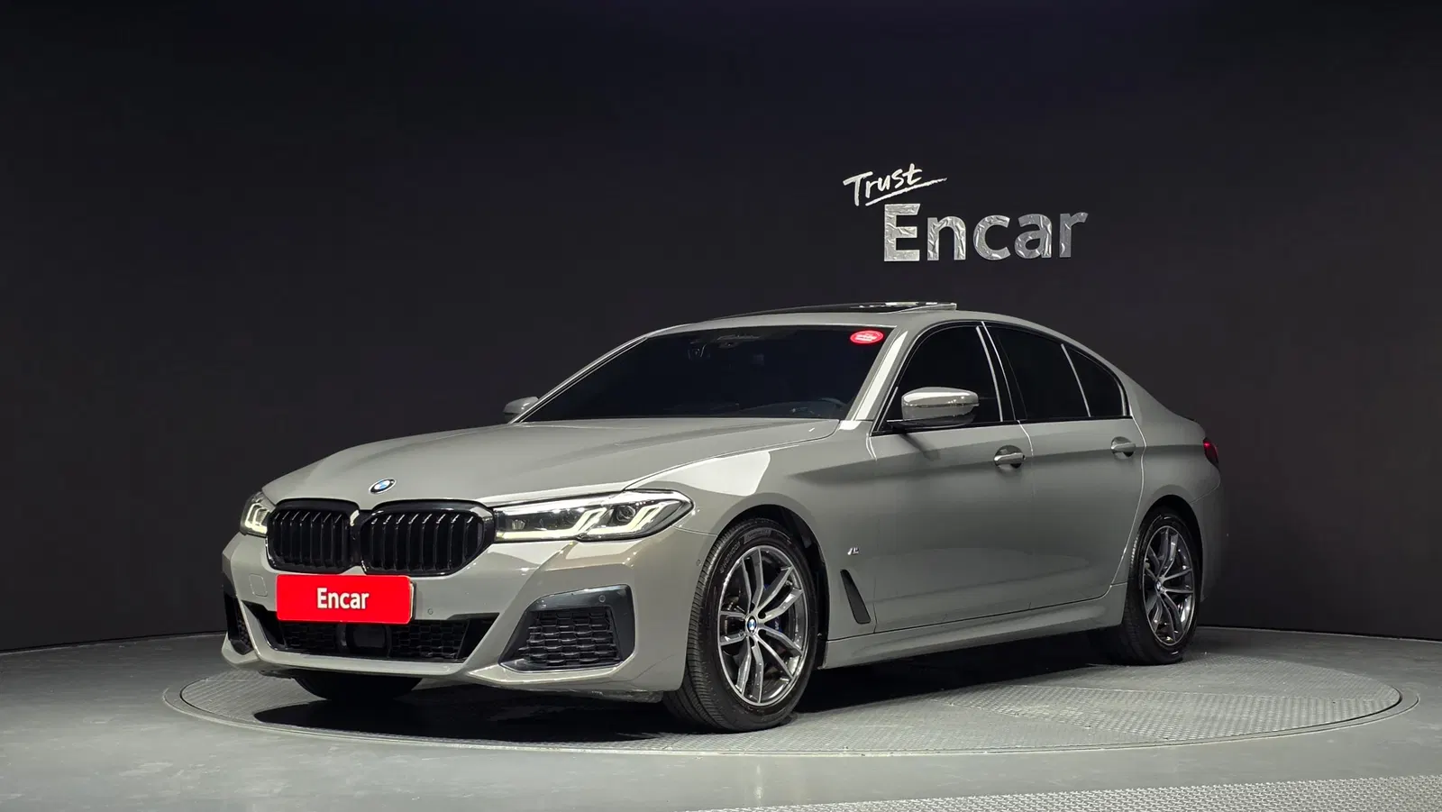 BMW Série 5 (G30) 520i M Sport 2022 — photo 1 sur 20