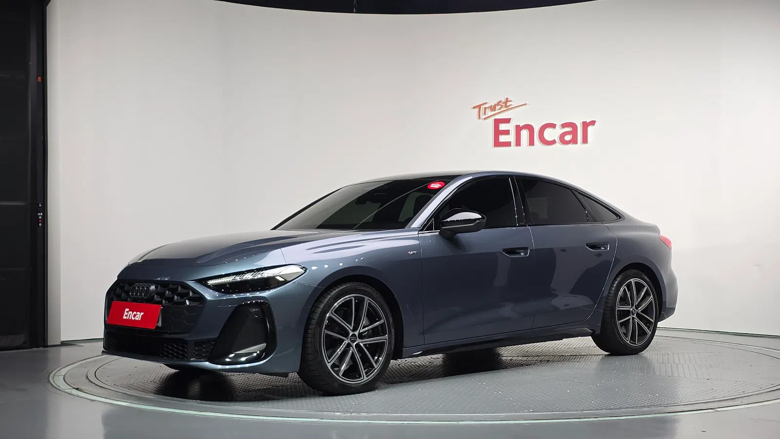 Audi A5 (B10) 45 TFSI Quattro S Line 2025 — photo 1 sur 34