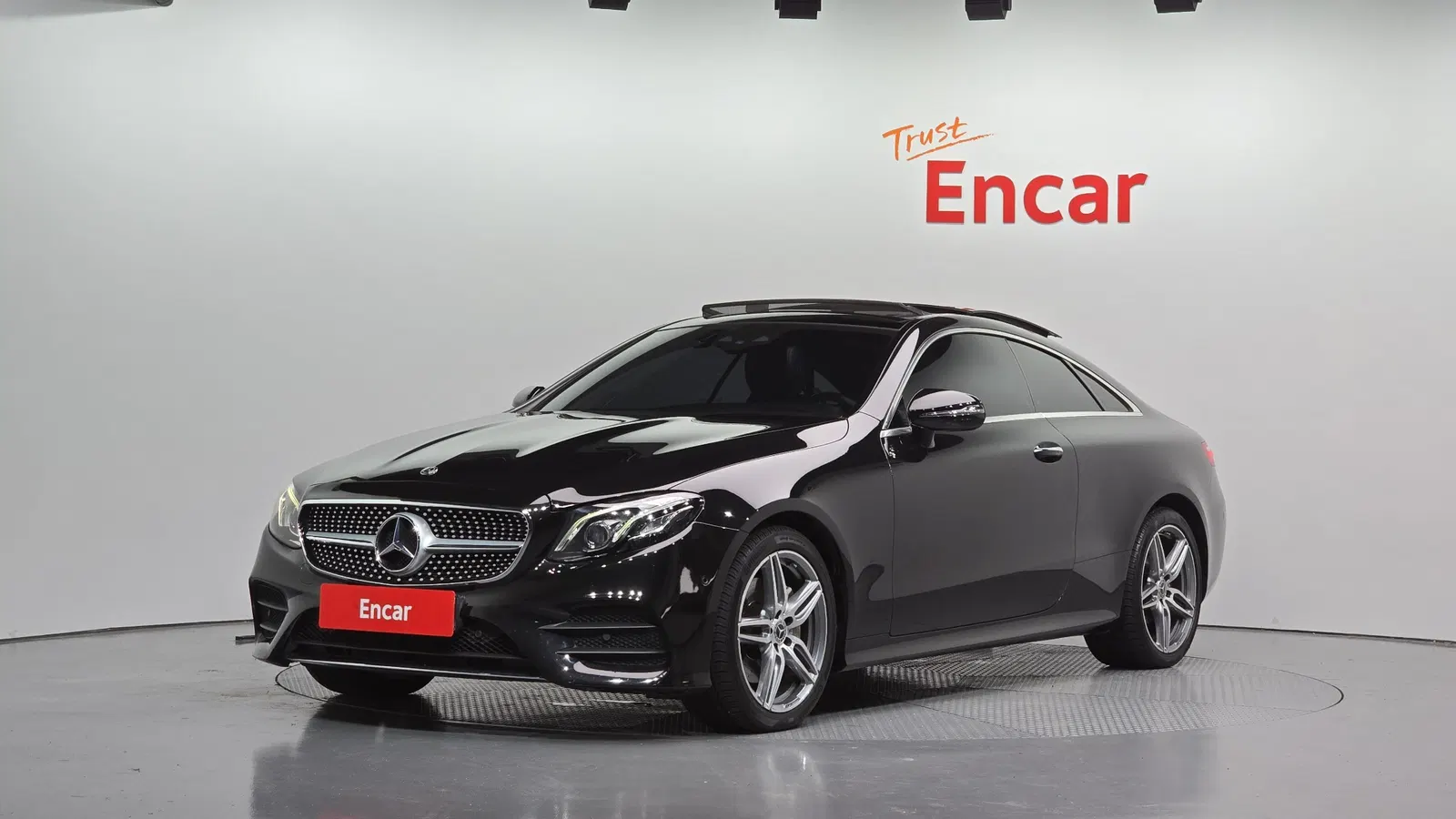 Mercedes-Benz Classe E E220d Coupé (W213) 2018 — photo 1 sur 20