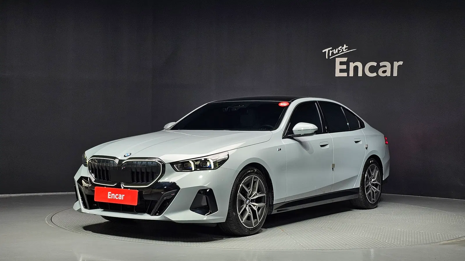 BMW Série 5 (G60) 520i M Sport 2025 — photo 1 sur 20