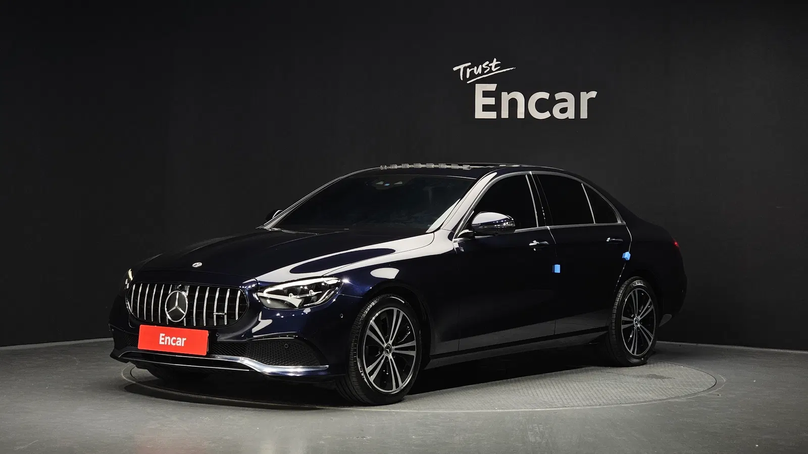 Mercedes-Benz Classe E E250 Avantgarde (W213) 2022 — photo 1 sur 20