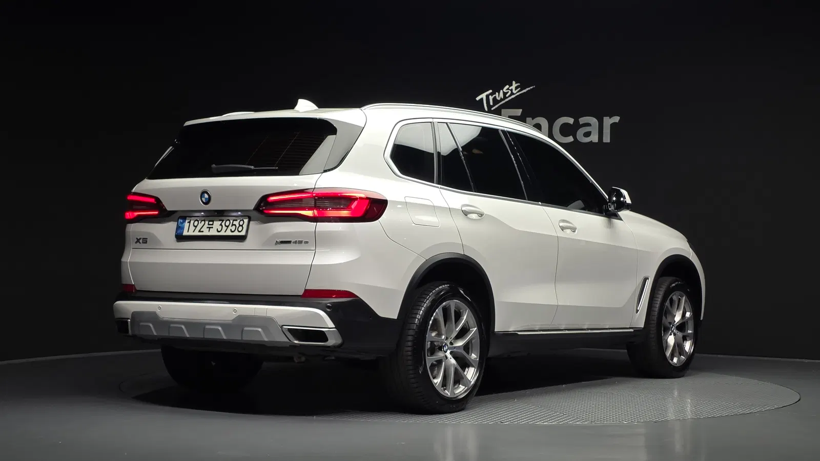 BMW X5 (G05) xDrive 45e xLine 2021 — photo 1 sur 32