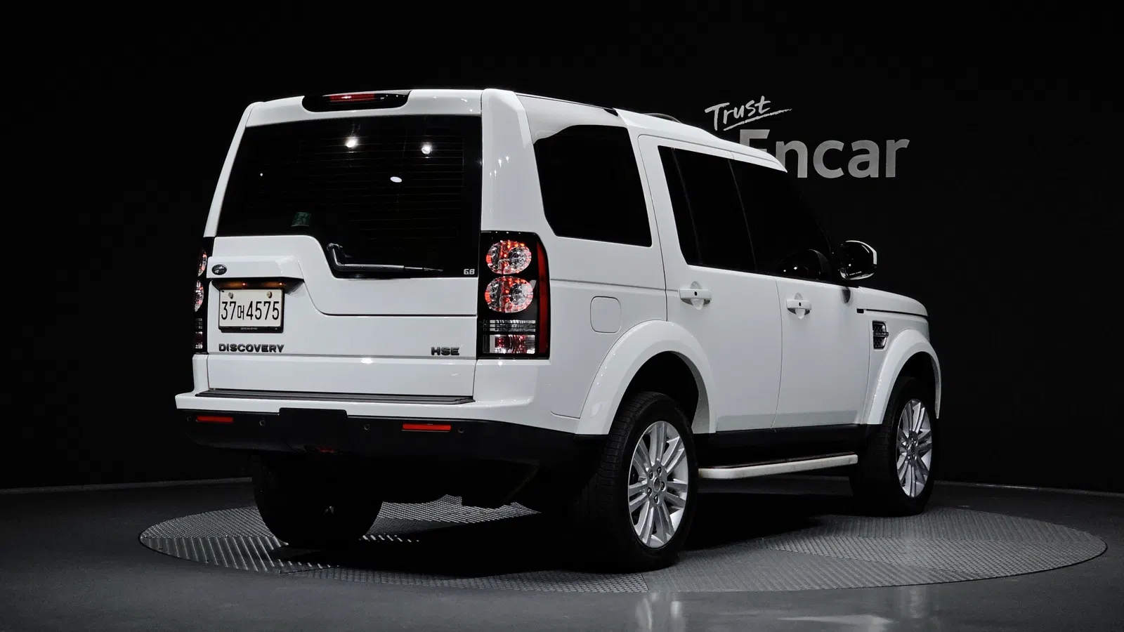 Land Rover Discovery 4 3.0 SDV6 HSE 2014 — photo 1 sur 33