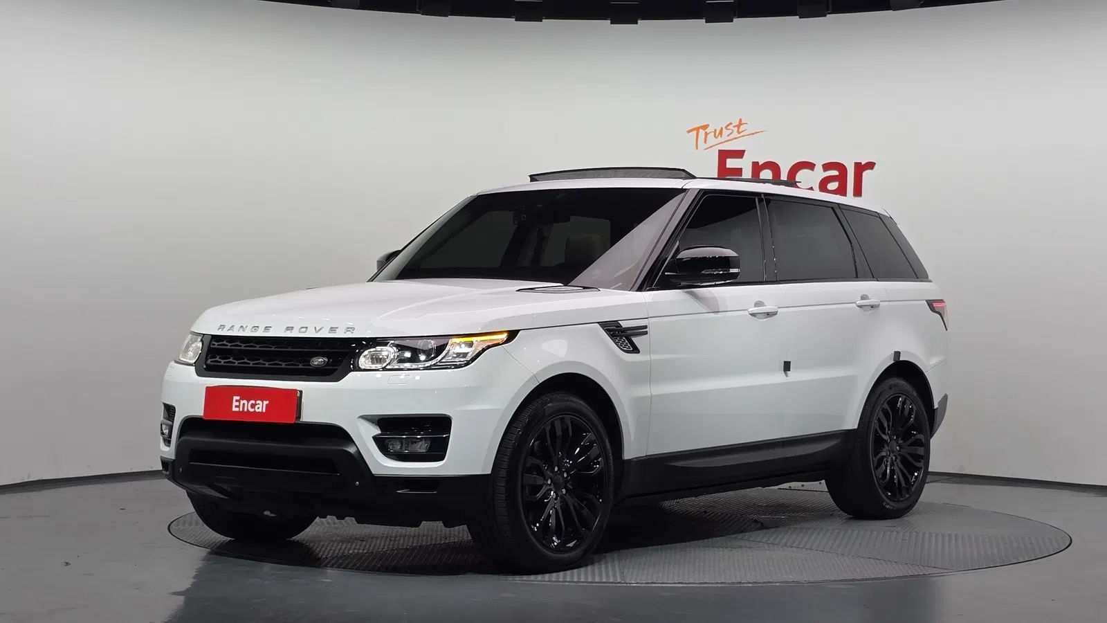 Land Rover Range Rover Sport 2e génération 3.0 SC HSE Dynamic 2015 — photo 1 sur 44