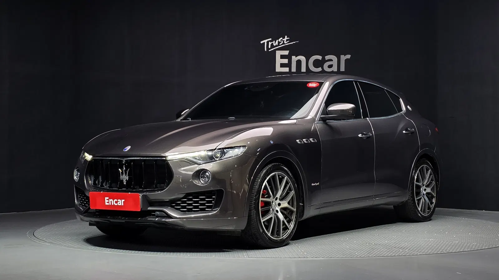 Maserati Levante 3.0 AWD 2017 — photo 1 sur 34