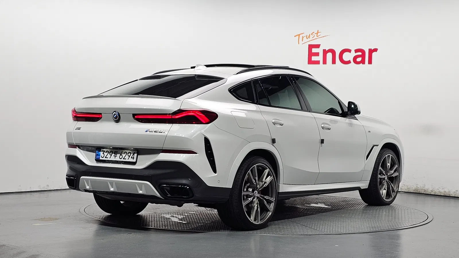 BMW X6 (G06) M50i 2023 — photo 1 sur 37