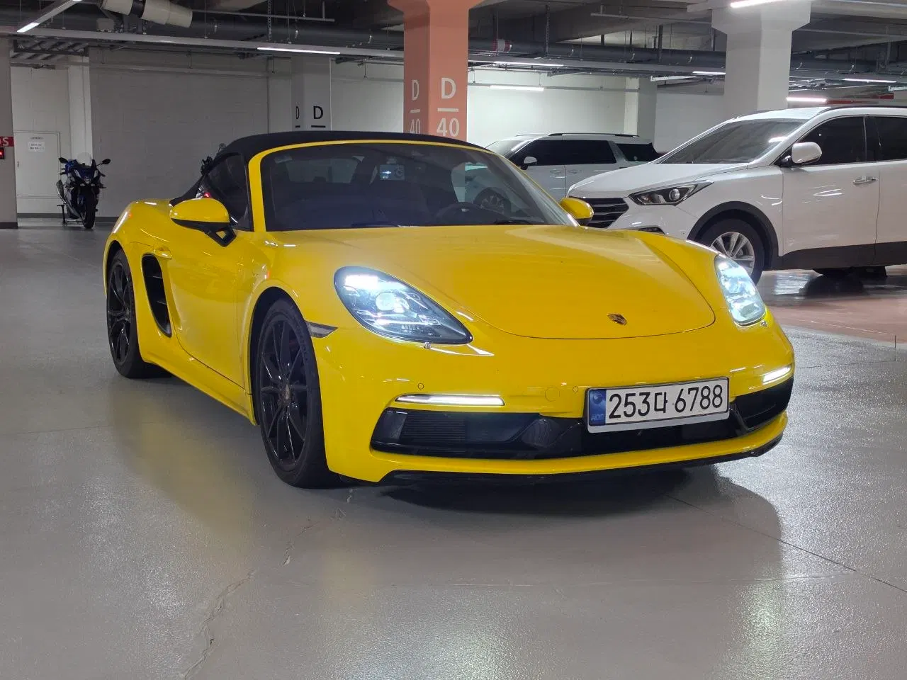 Porsche 718 Boxster S 2.5 2018 — photo 1 sur 20