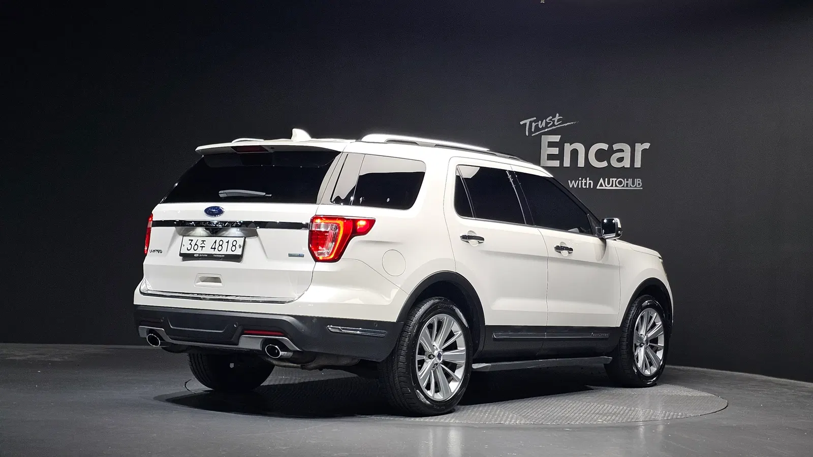 Ford Explorer 2.3 Limited 4WD 2018 — photo 1 sur 30