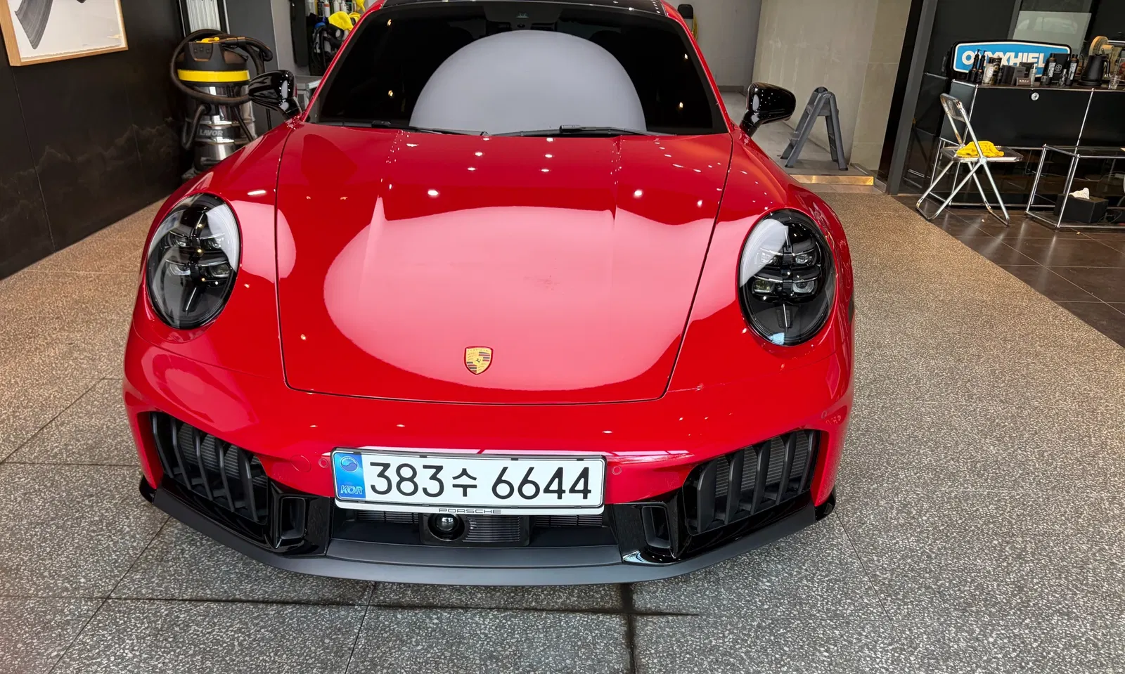 Porsche 911 (992) Carrera 4 GTS 2025 — photo 1 sur 20