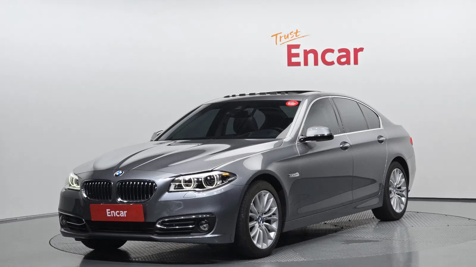 BMW Série 5 (F10) 520d Luxury 2014 — photo 1 sur 34