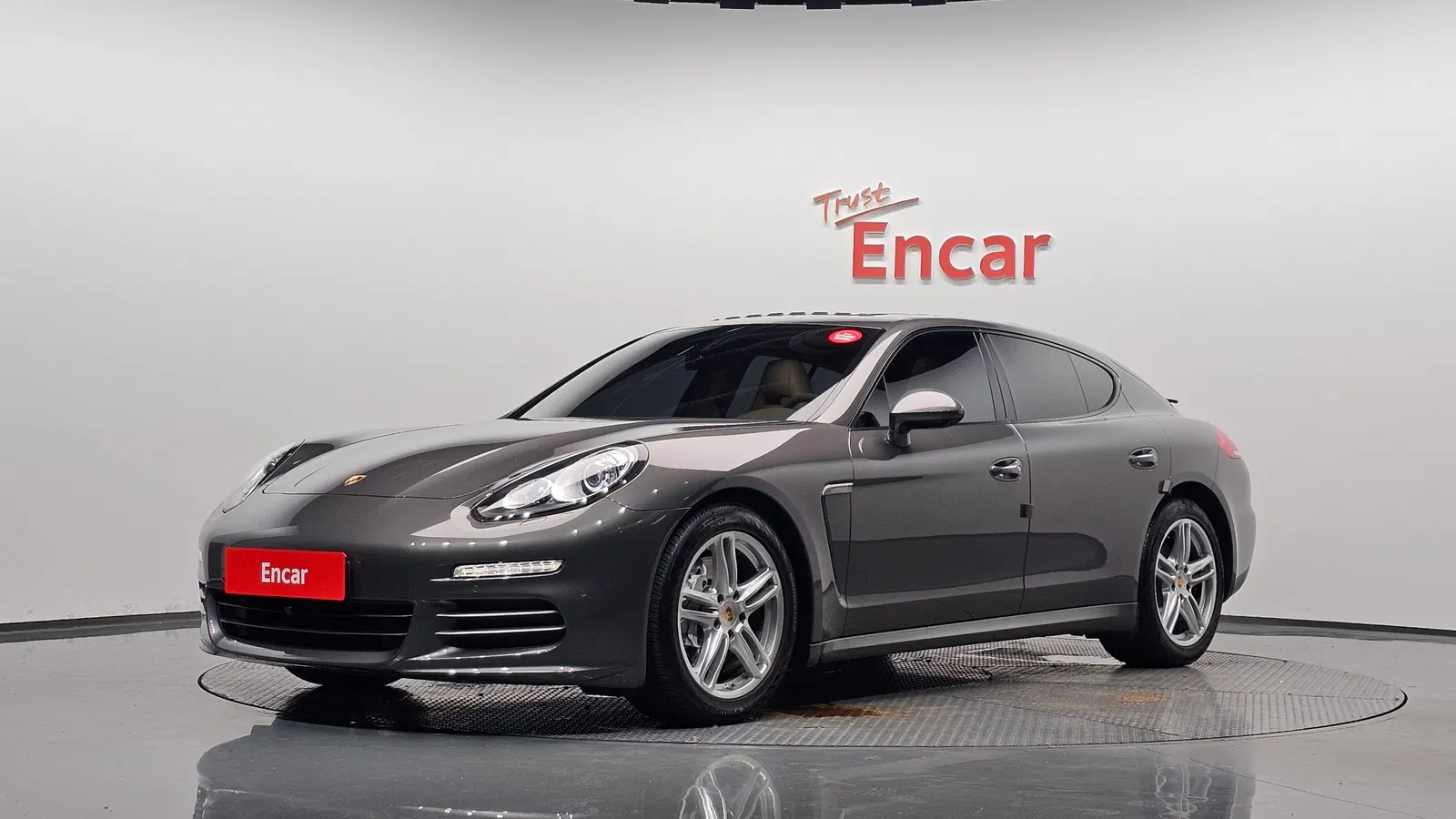 Porsche Panamera 3.6 AWD 2014 — photo 1 sur 20