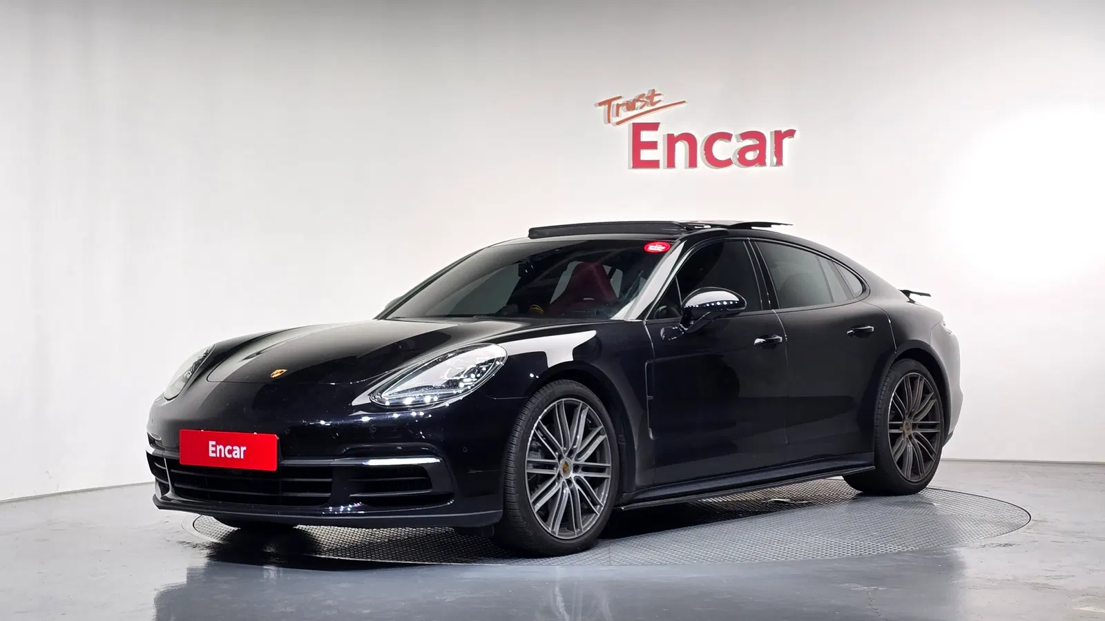 Porsche Panamera (971) 2.9 4S 2018 — photo 1 sur 20