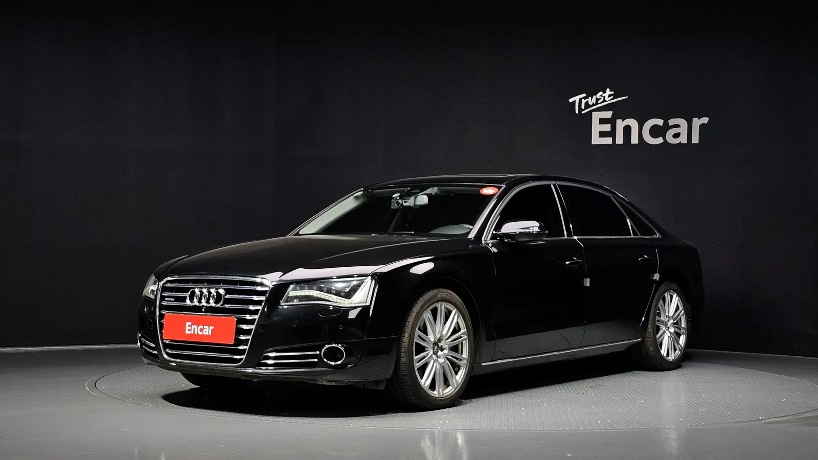 Audi A8 4.0 TFSI Quattro LWB 2013 — photo 1 sur 20