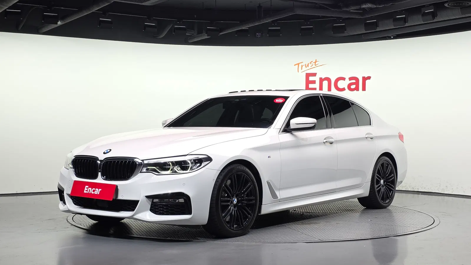 BMW Série 5 (G30) 540i xDrive M Sport Plus 2018 — photo 1 sur 20