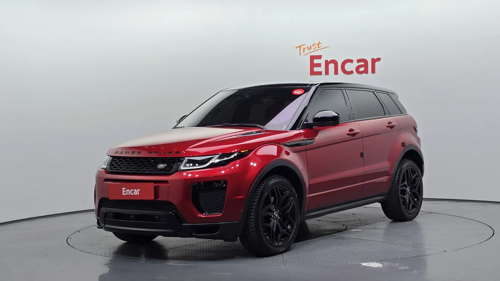 Land Rover Range Rover Evoque 2.0 TD4 HSE Dynamic 2019 — photo 1 sur 35