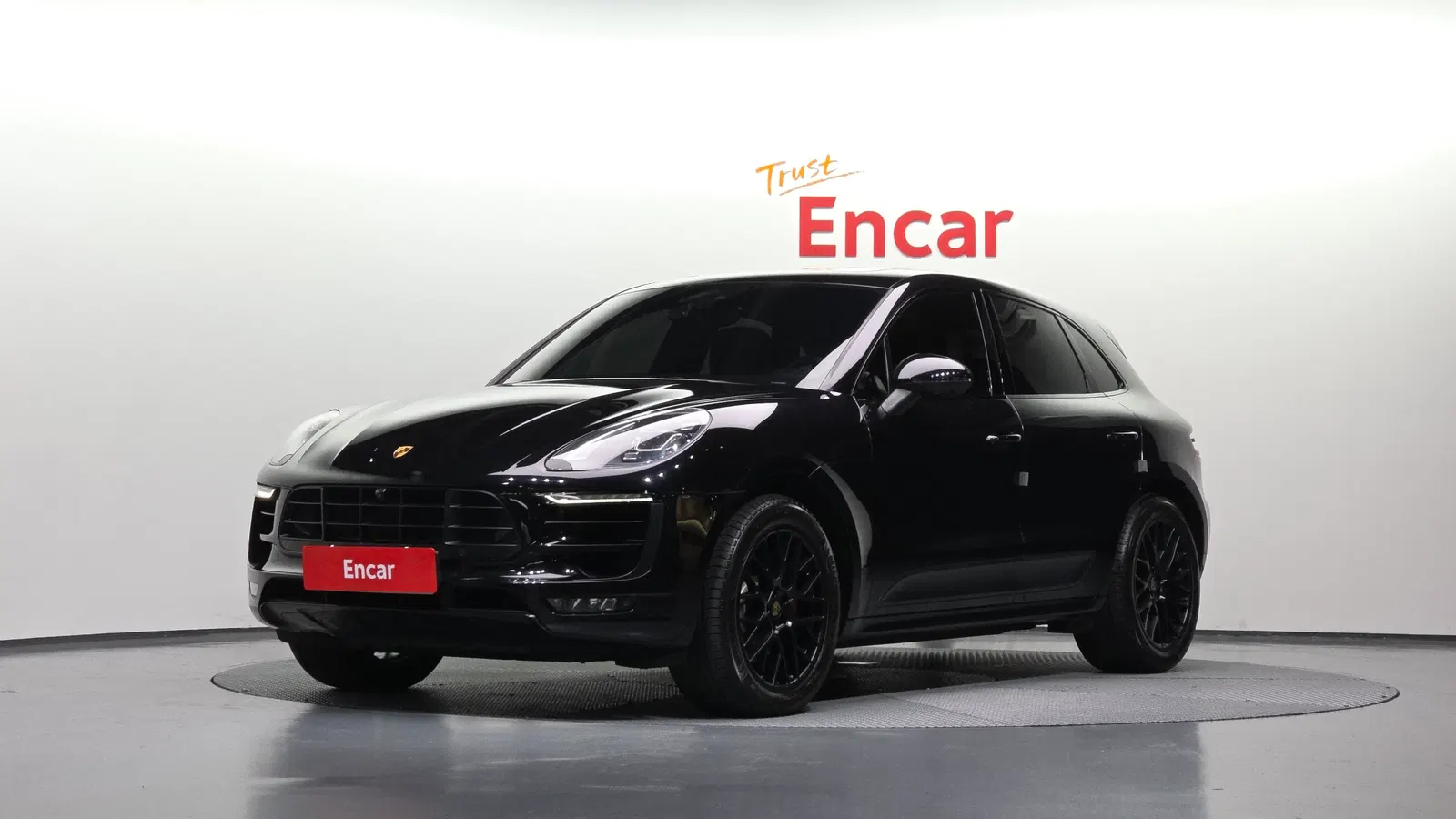Porsche Macan 3.0 GTS 2017 — photo 1 sur 25