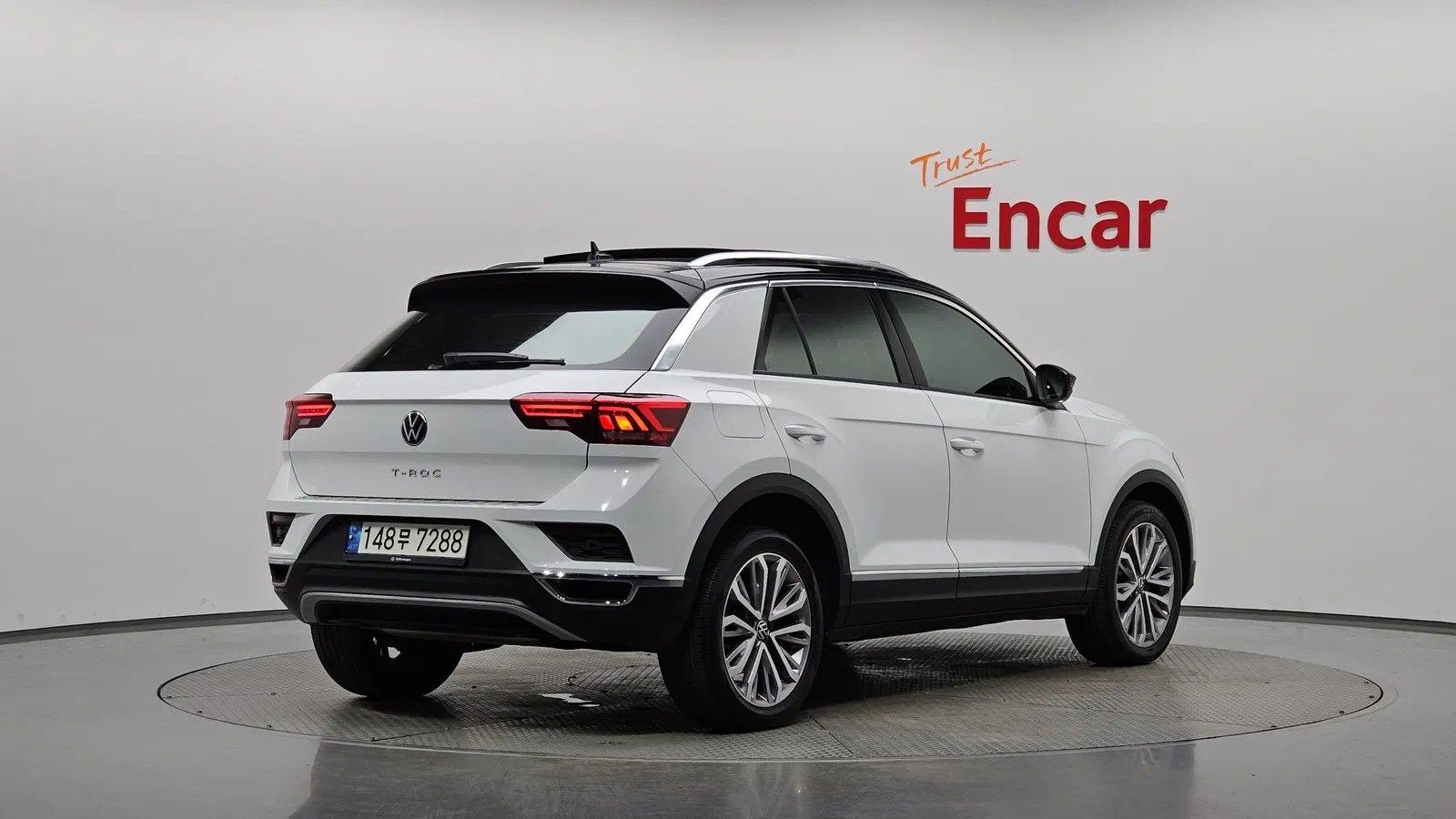 Volkswagen T-Roc 2.0 TDI Prestige 2022 — photo 1 sur 39