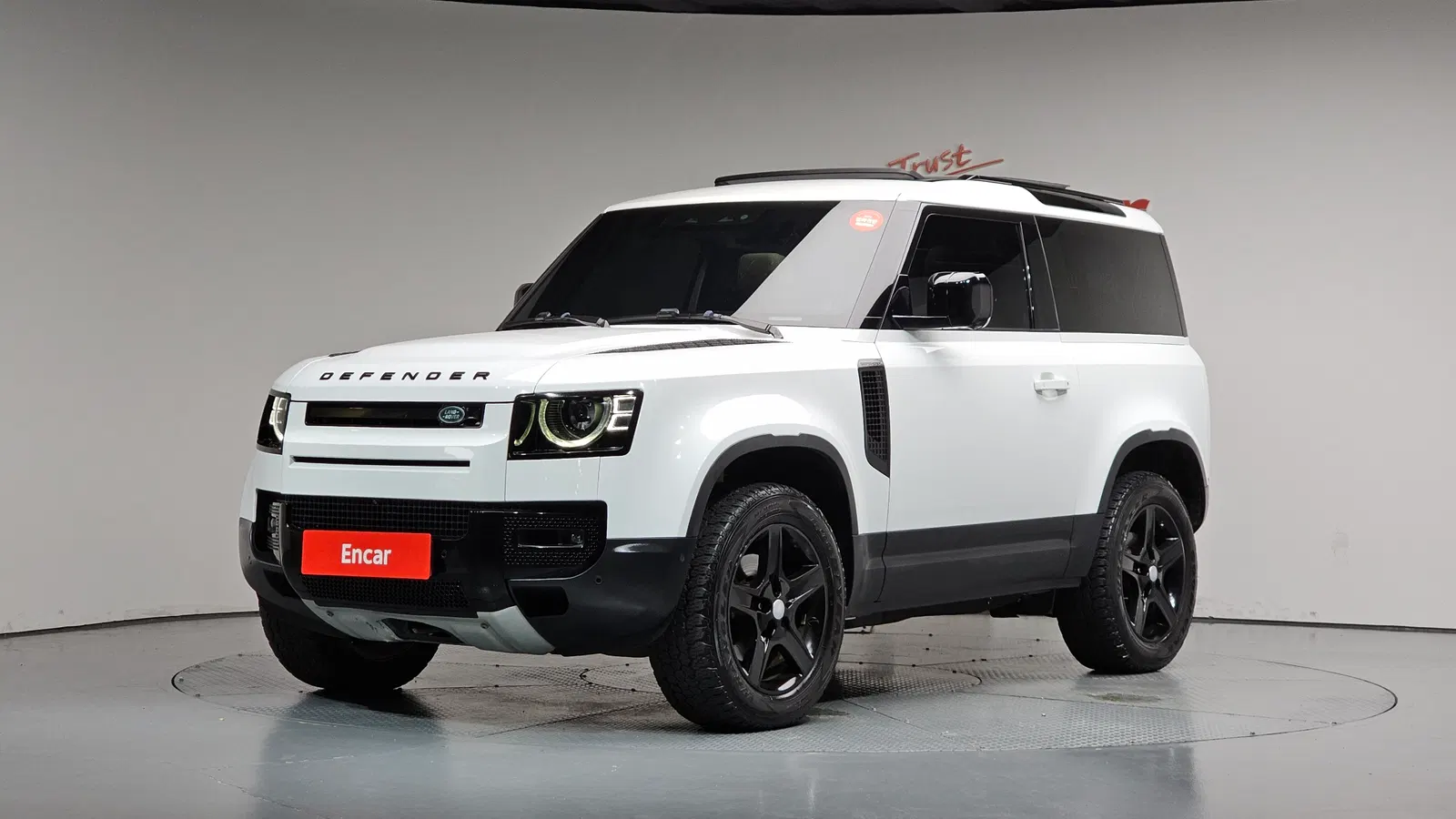 Land Rover Defender (L663) 90 D250 SE 2022 — photo 1 sur 20