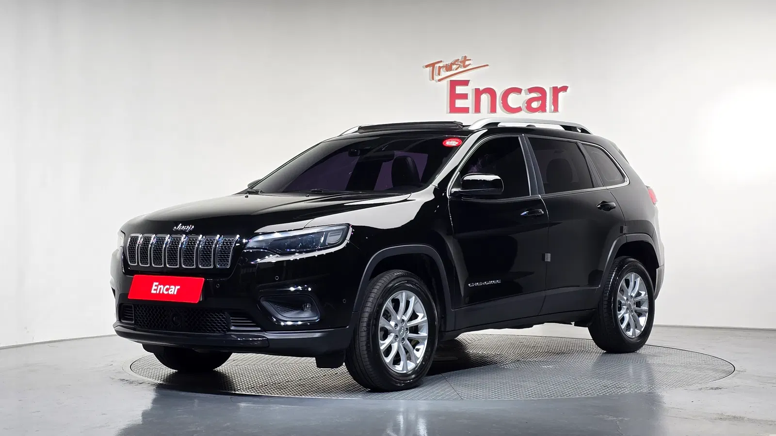 Jeep Cherokee(KL) 2.4 Longitude High AWD 2019 — photo 1 sur 31