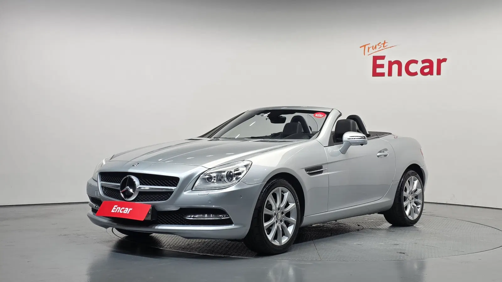 Mercedes-Benz SLK 200 BlueEFFICIENCY 2012 — photo 1 sur 26