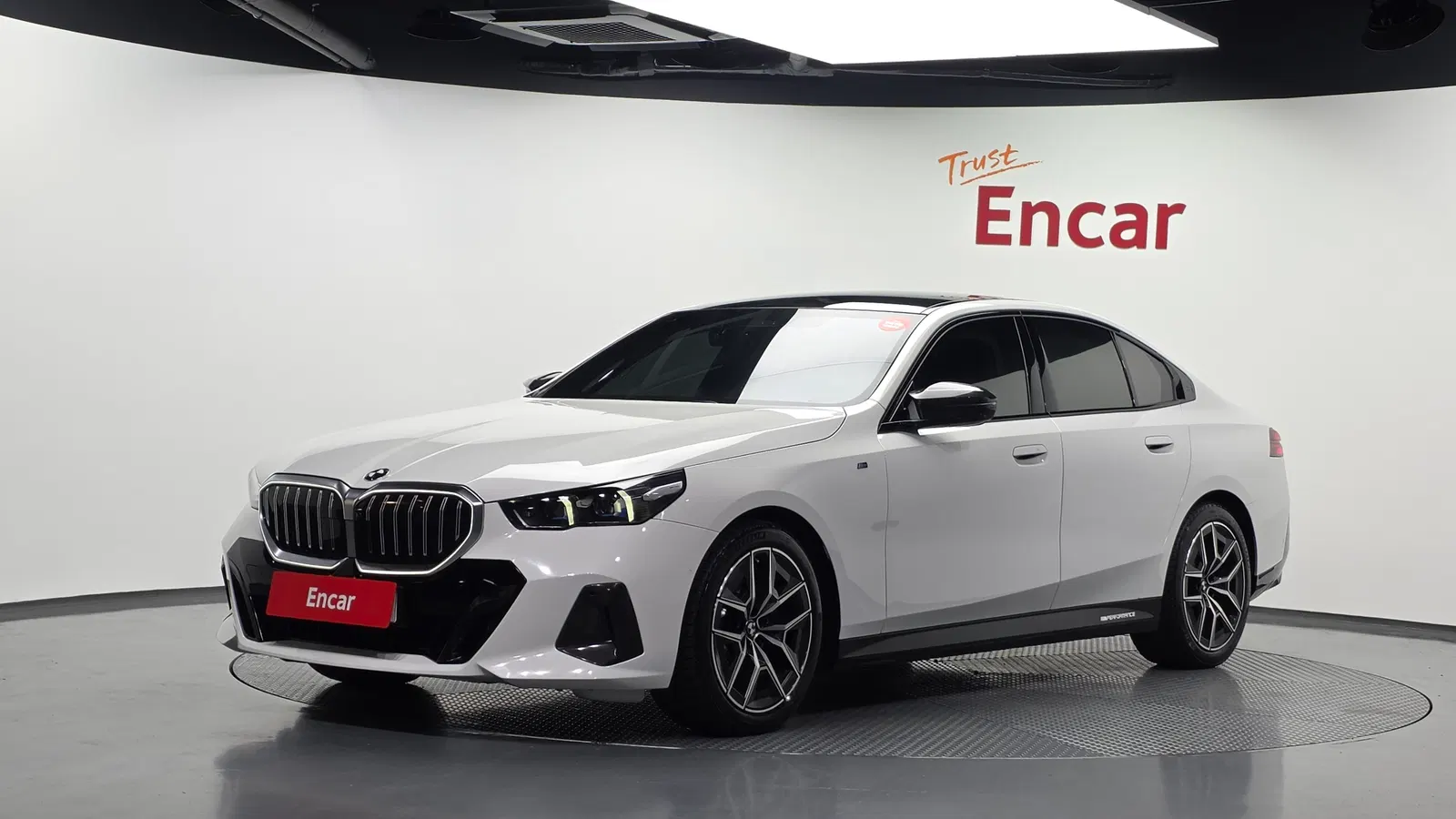 BMW Série 5 (G60) 520i M Sport 2024 — photo 1 sur 20