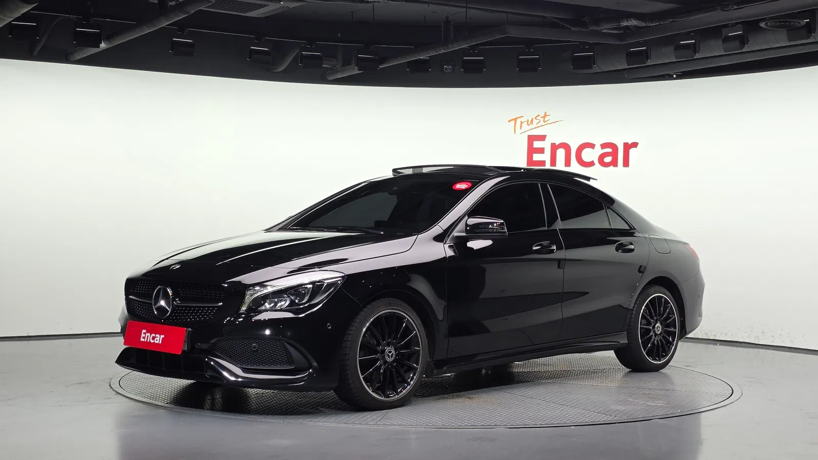 Mercedes-Benz CLA AMG Line · CLA250 4MATIC (C117) 2018 — photo 1 sur 26