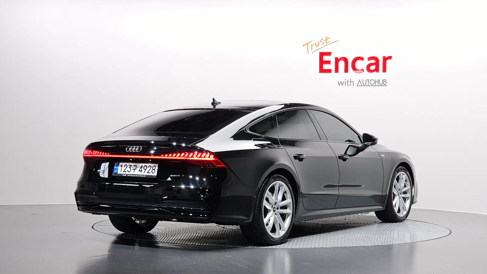Audi A7 (4K) 55 TFSI e Quattro Premium 2023 — photo 1 sur 32