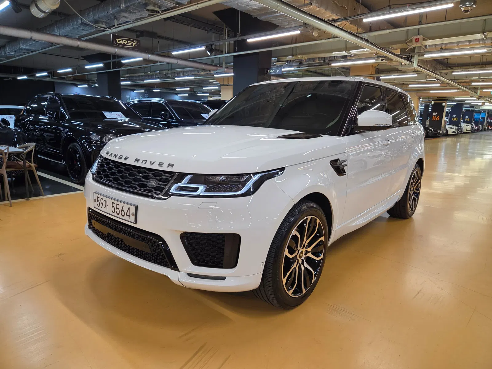 Land Rover Range Rover Sport 2e génération 3.0 SDV6 HSE Dynamic 2018 — photo 1 sur 26