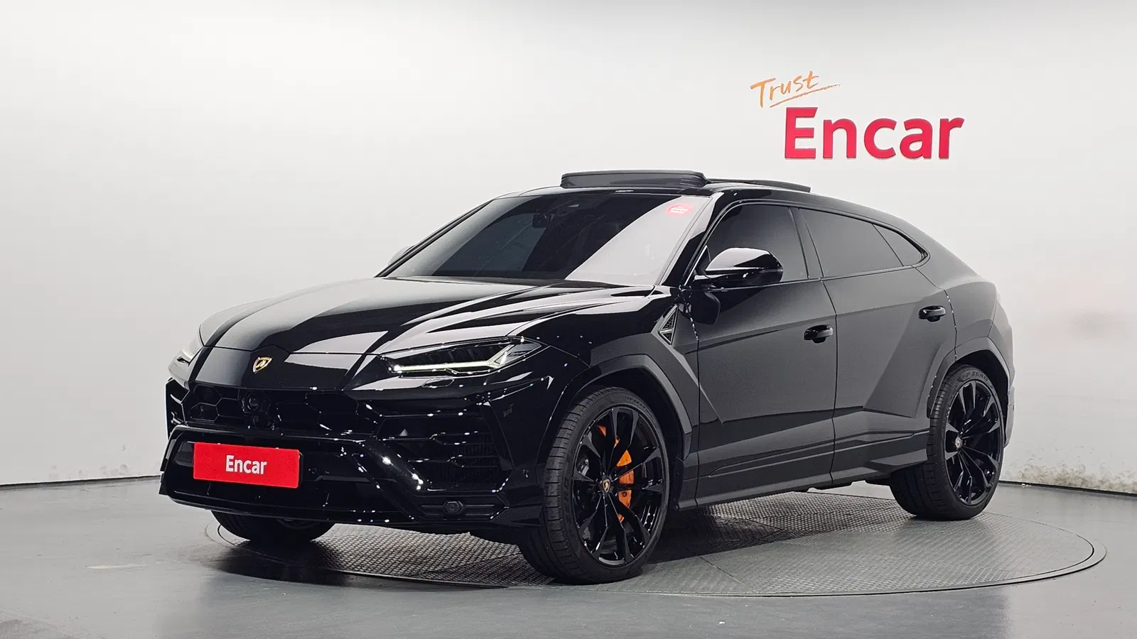 Lamborghini Urus 4.0 V8 2021 — photo 1 sur 45