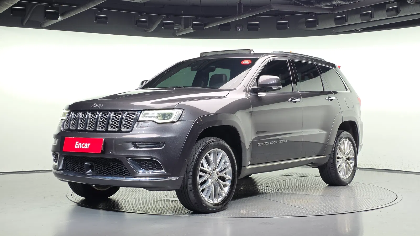 Jeep Grand Cherokee 3.0 Diesel Overland Summit 2018 — photo 1 sur 20