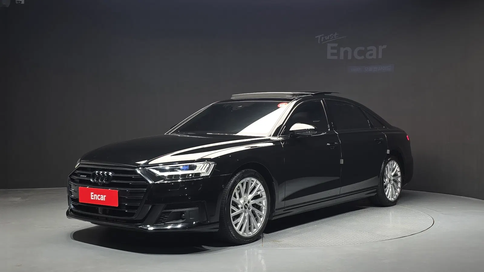 Audi A8 (D5) 55 TFSI Quattro LWB 2021 — photo 1 sur 45