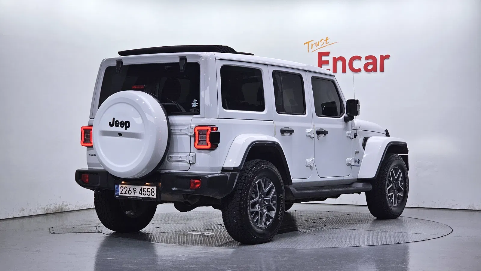 Jeep Wrangler (JL) 2.0 Overland Power Top 4 portes 4xe 2021 — photo 1 sur 30