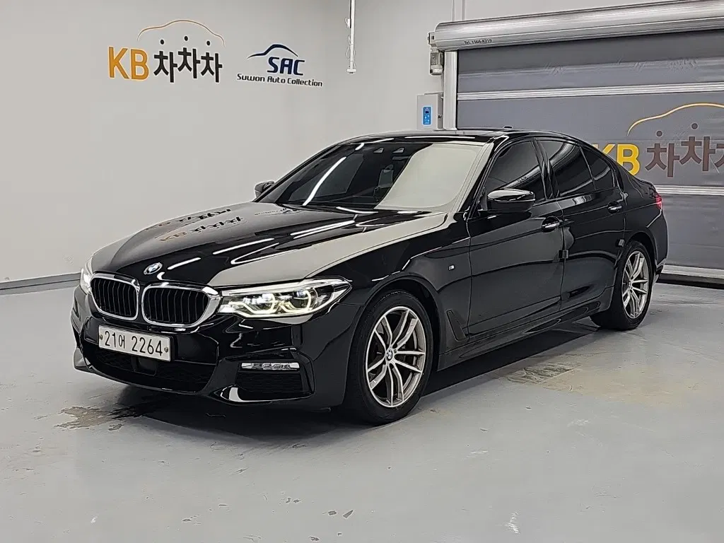 BMW Série 5 (G30) 520d M Sport 2017 — photo 1 sur 26
