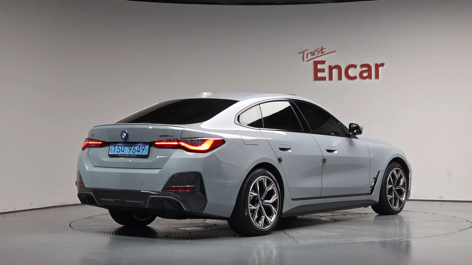BMW i4 eDrive40 M Sport Pro 2023 — photo 1 sur 35