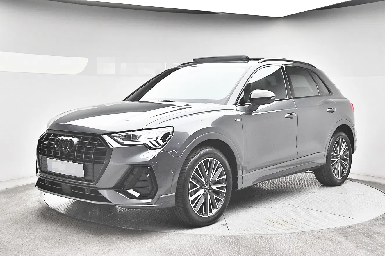 Audi Q3 (F3) 40 TFSI Quattro Premium 2026 — photo 1 sur 26