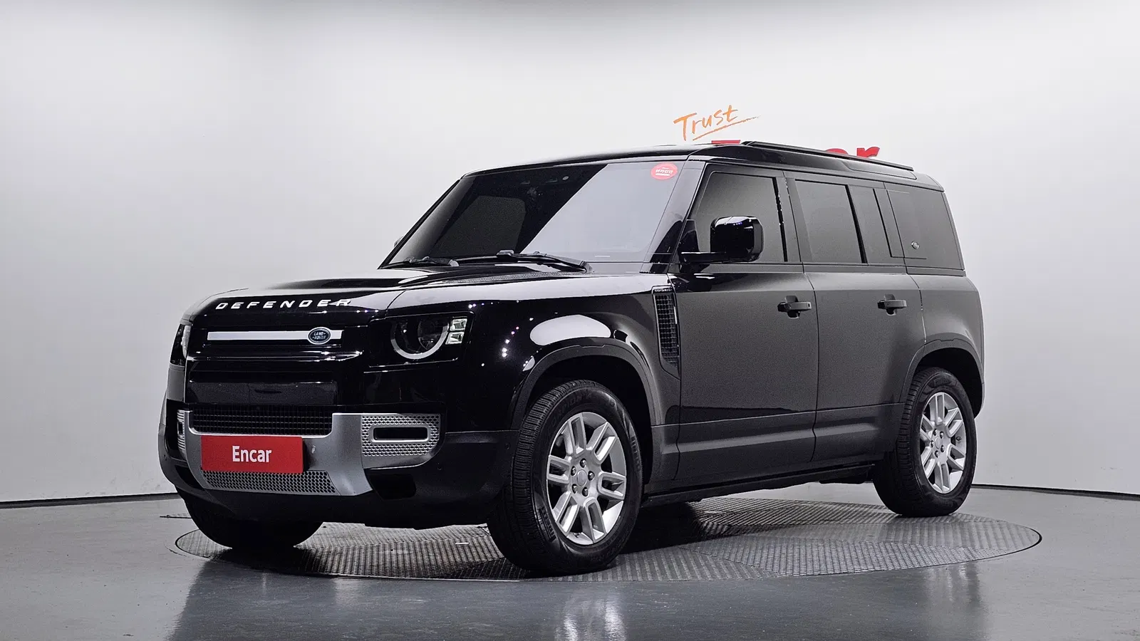 Land Rover Defender (L663) 110 D240 S 2020 — photo 1 sur 31