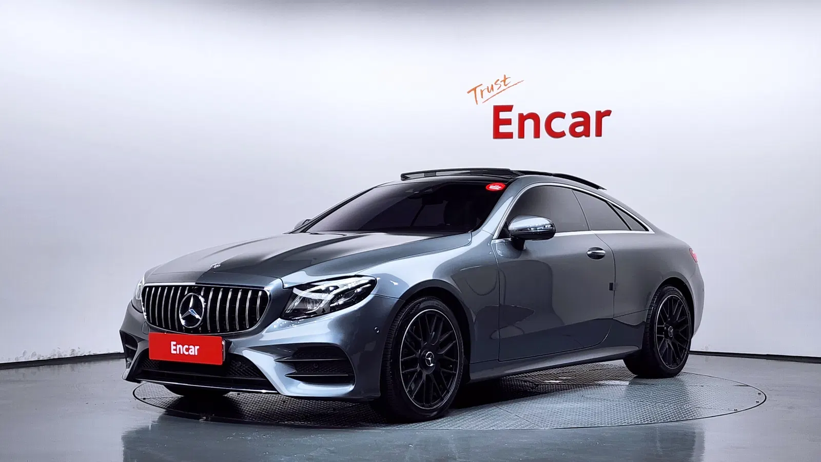 Mercedes-Benz Classe E E220d Coupé (W213) 2017 — photo 1 sur 20