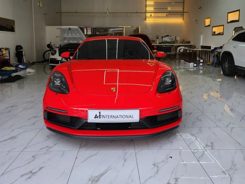 Porsche 718 Cayman 2.5 GTS 2018 — photo 1 sur 26