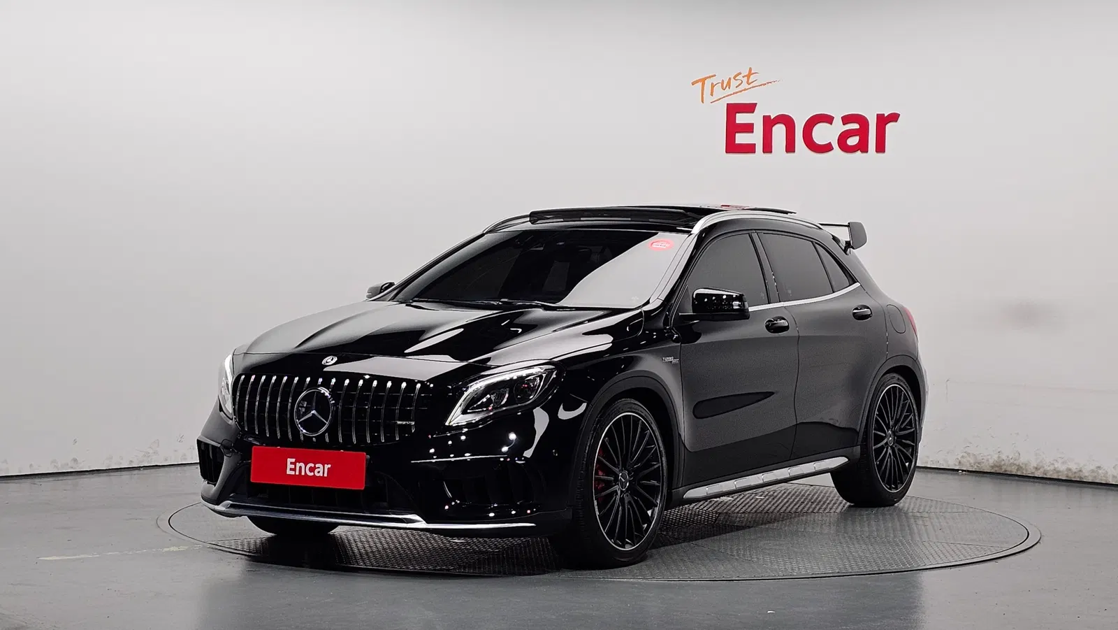 Mercedes-AMG GLA GLA45 4MATIC (X156) 2019 — photo 1 sur 35