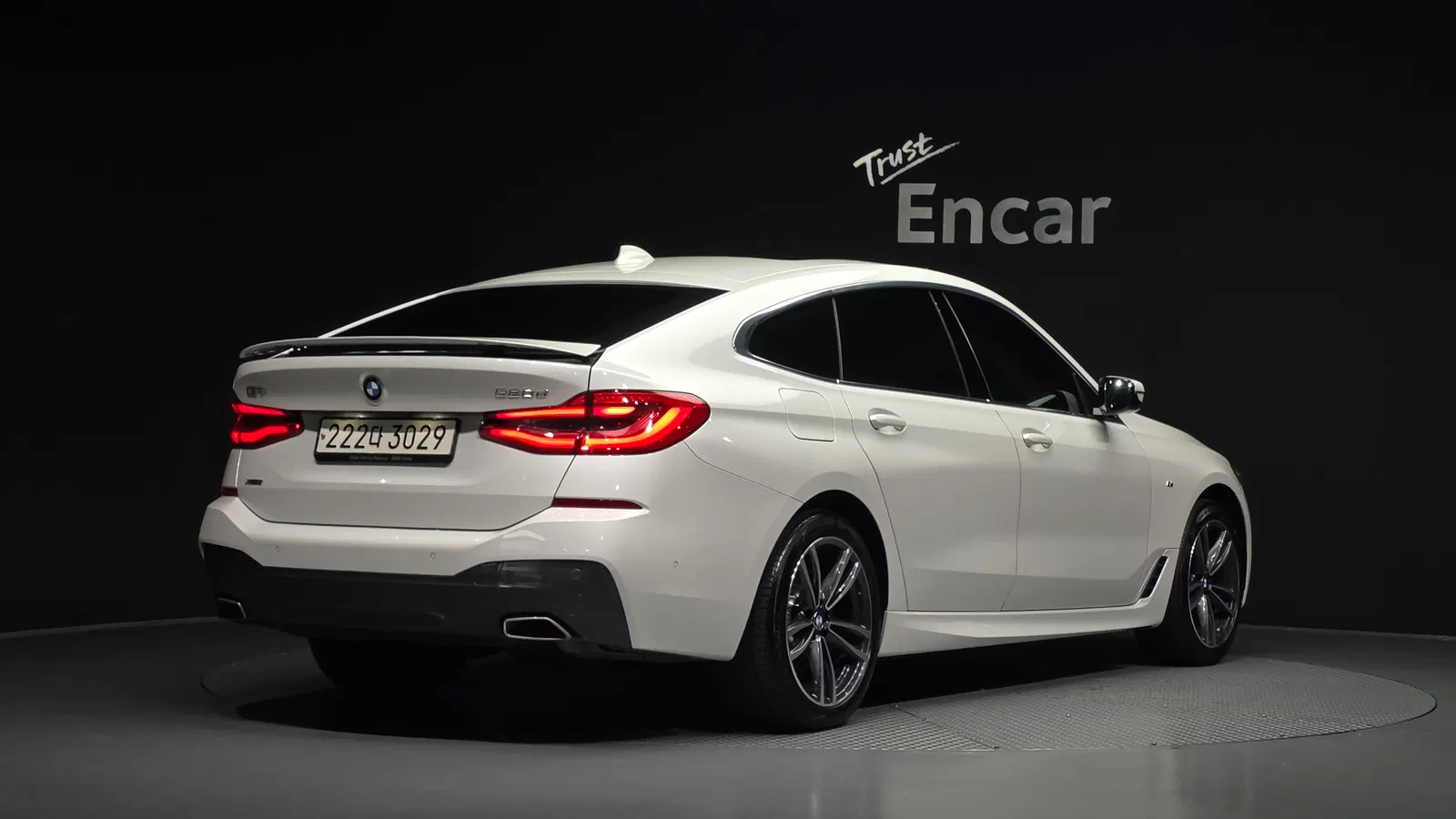 BMW Série 6 GT (G32) 620d xDrive M Sport 2023 — photo 1 sur 31