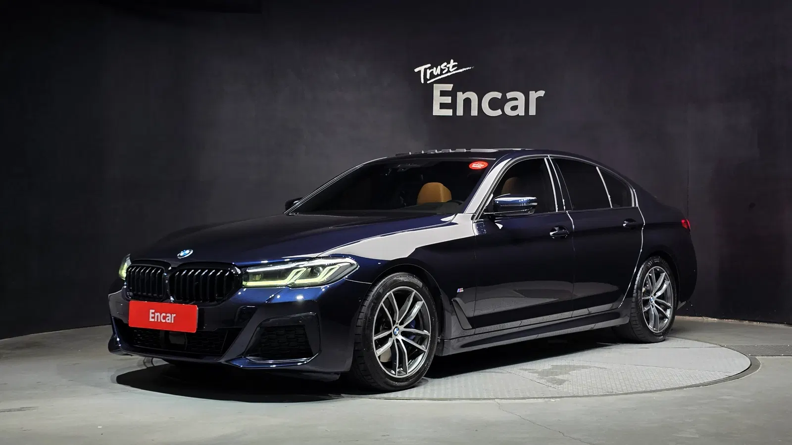 BMW Série 5 (G30) 520i M Sport 2021 — photo 1 sur 33