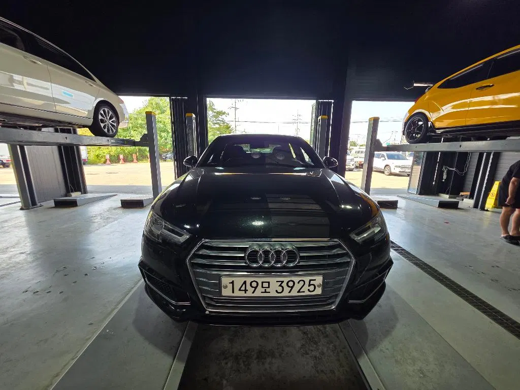 Audi A4 (B9) 40 TFSI Premium 2019 — photo 1 sur 6