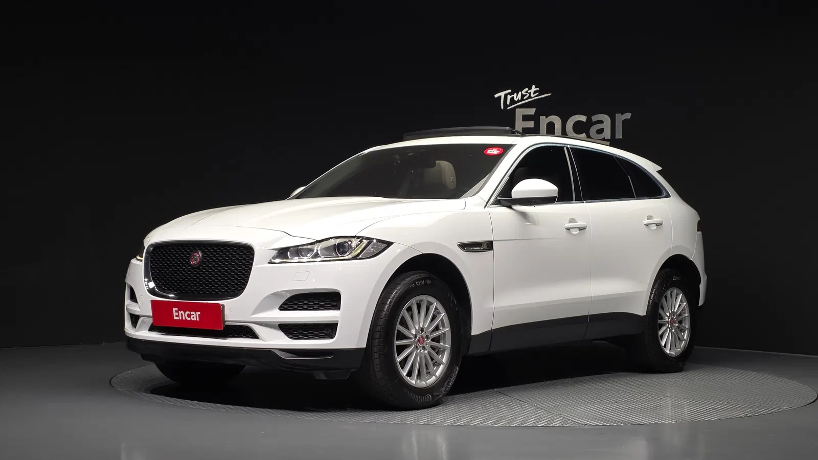 Jaguar F-PACE 20d Prestige 2018 — photo 1 sur 31
