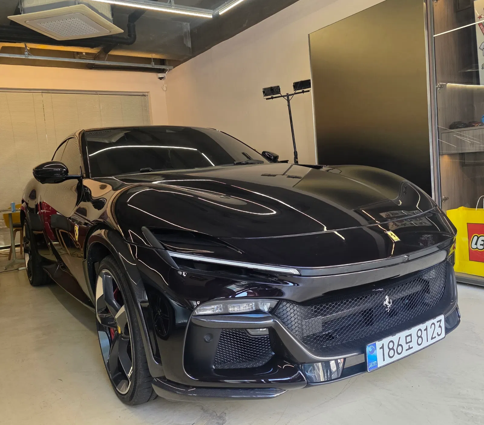 Ferrari Purosangue 6.5 V12 2024 — photo 1 sur 20